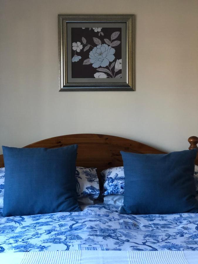 Auplands En-Suite Rooms Lymington Bagian luar foto