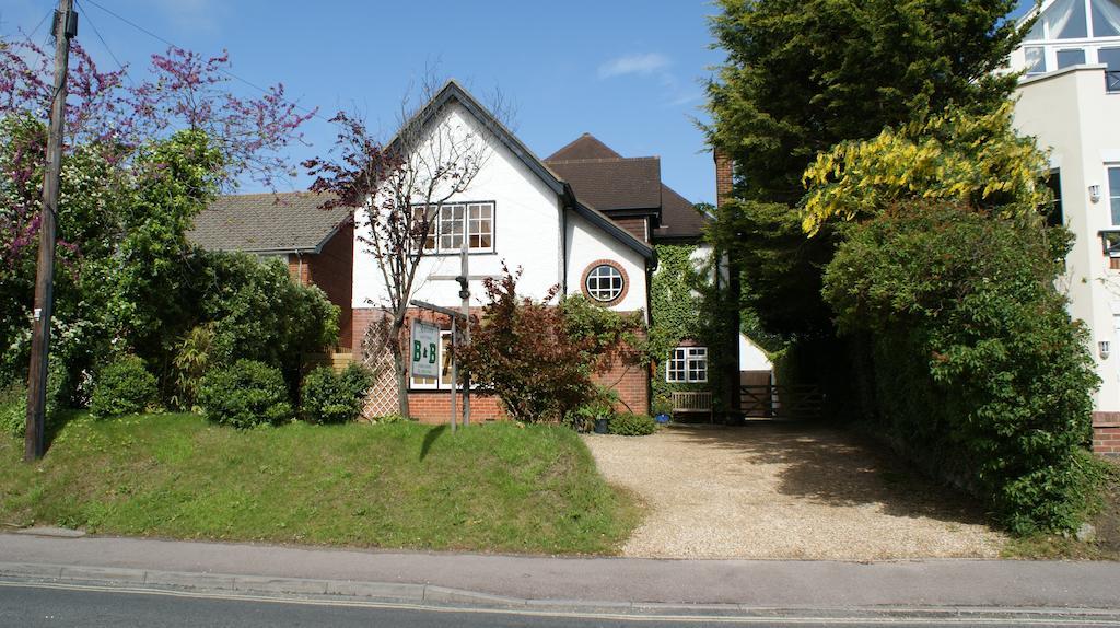Auplands En-Suite Rooms Lymington Bagian luar foto
